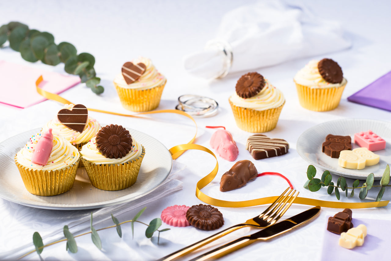 Wedding treats: matching baked goods to your wedding date.